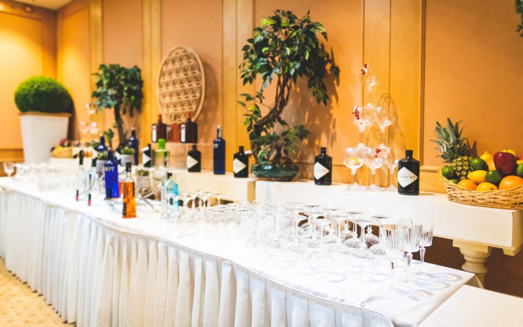 Installation d’un bar à cocktails Nomad pour événement